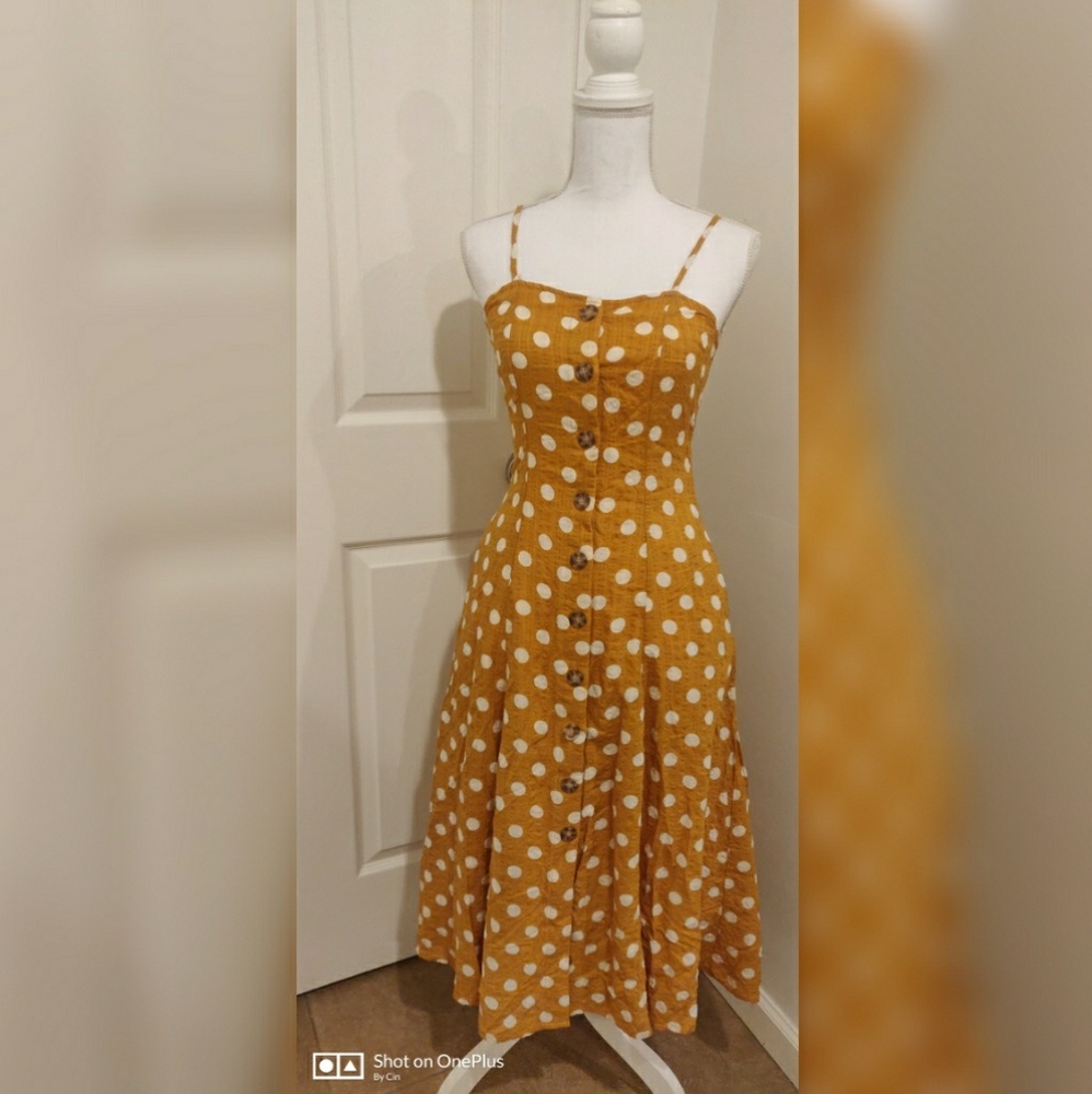 Midi mustard buttoned down dress